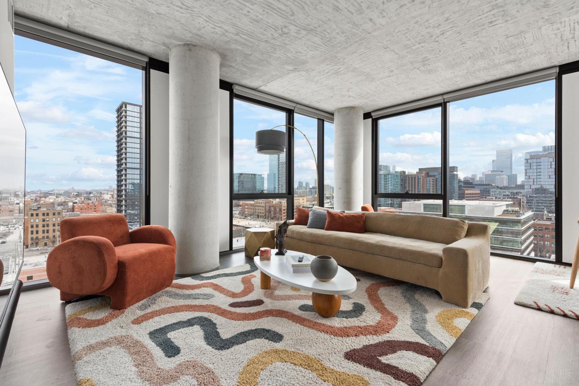 Fulbrix Bright Designer With West Loop Views Apartment Chicago
