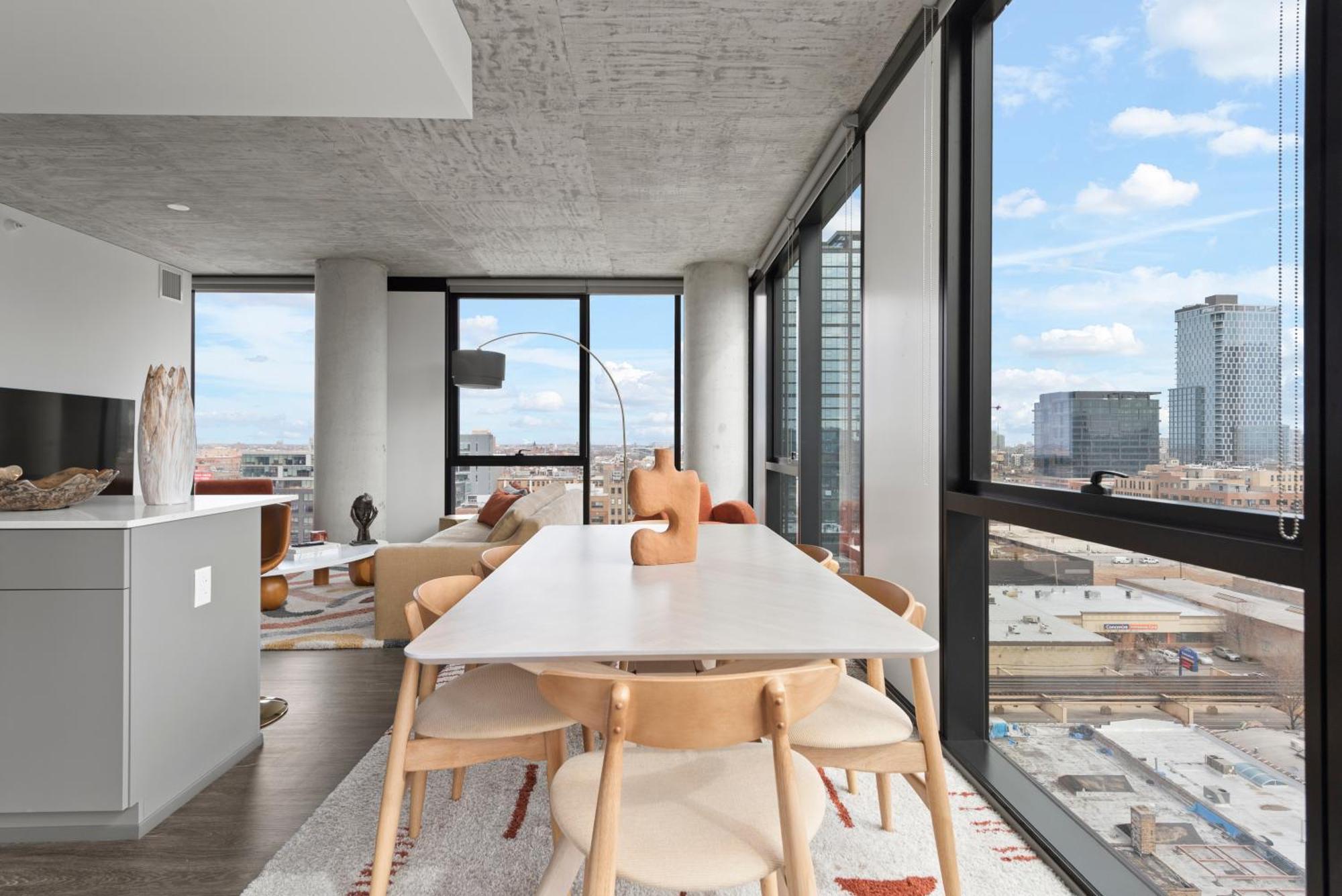 Fulbrix Bright Designer With West Loop Views * Chicago