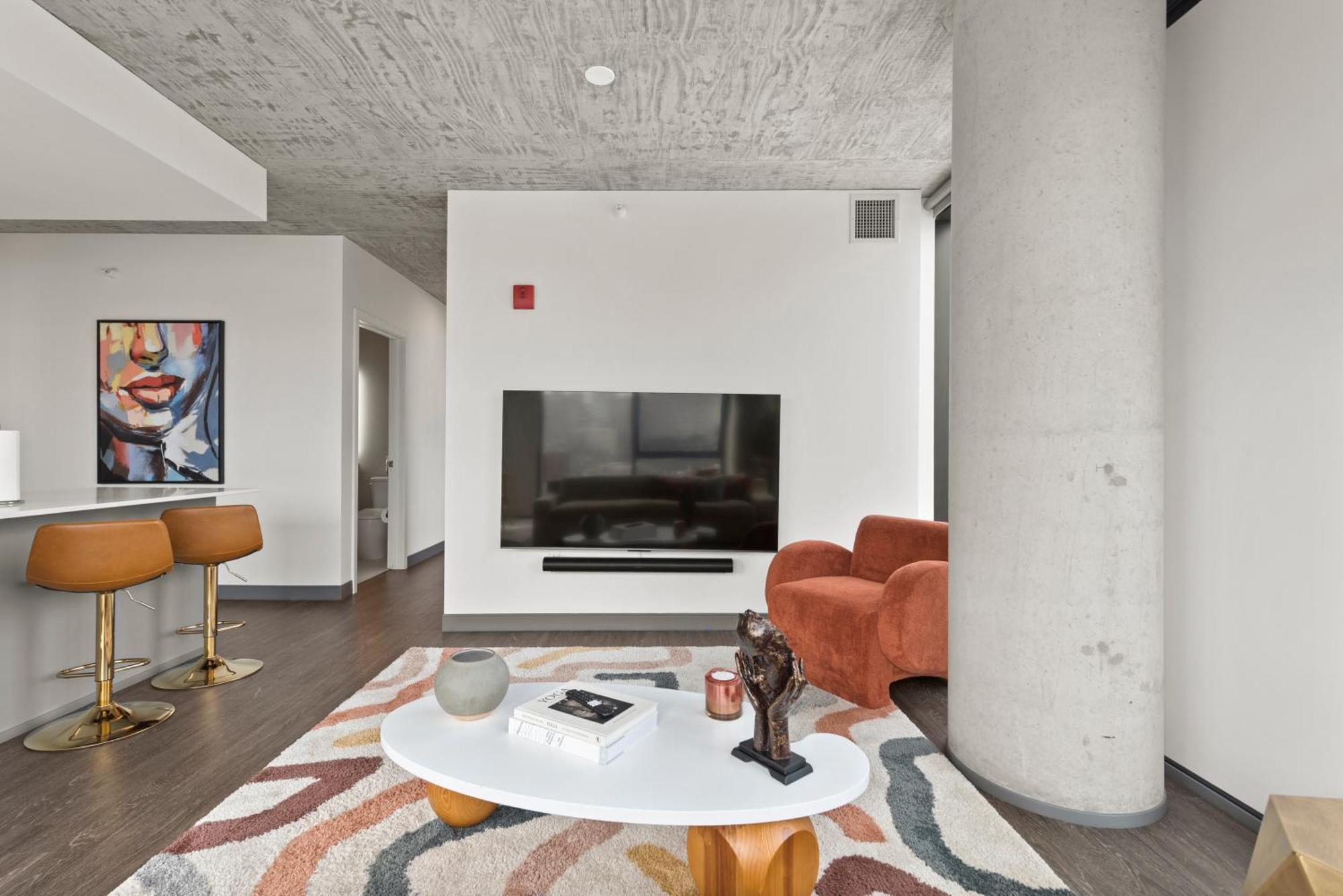 Apartment Fulbrix Bright Designer With West Loop Views