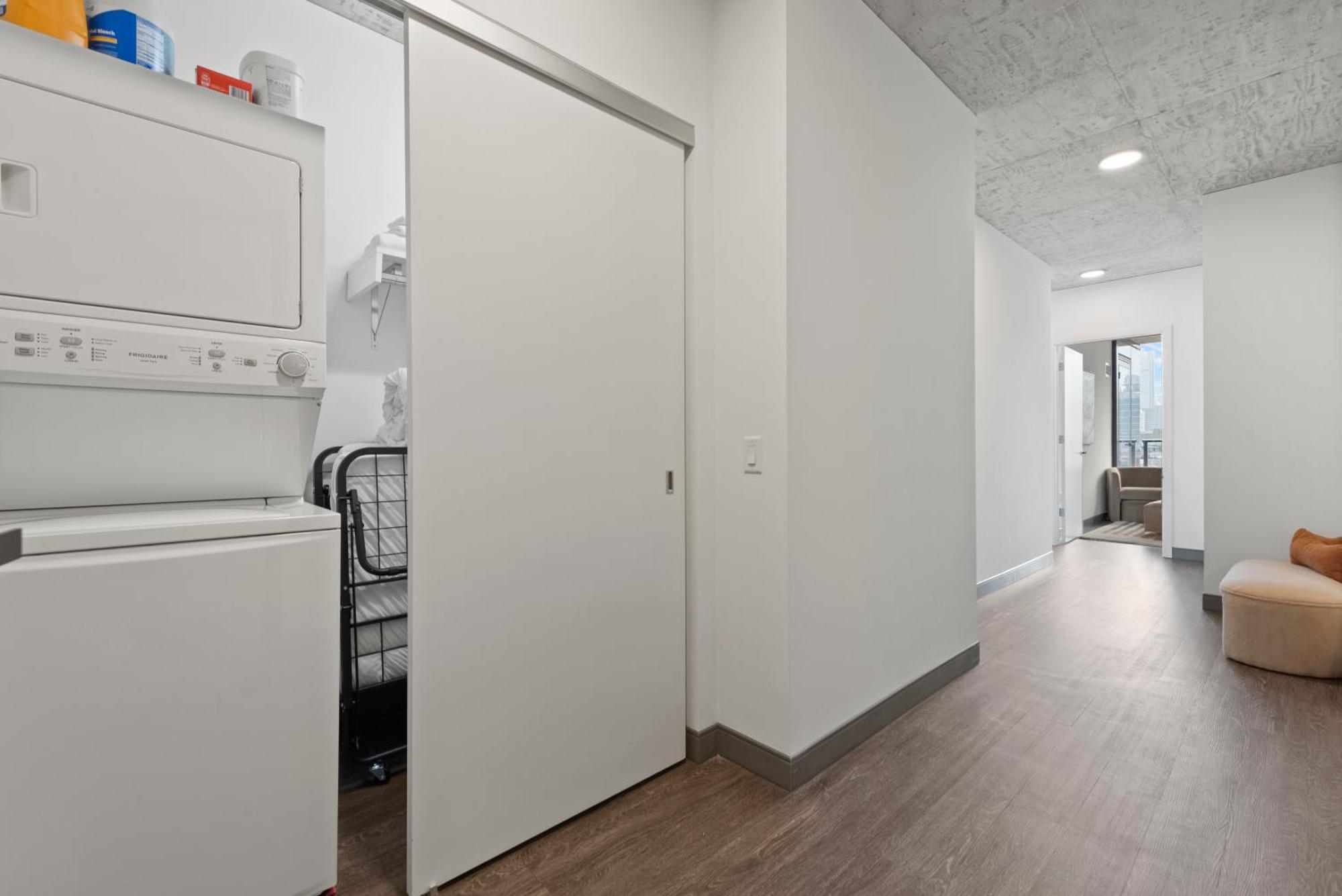 Fulbrix Bright Designer With West Loop Views * Chicago